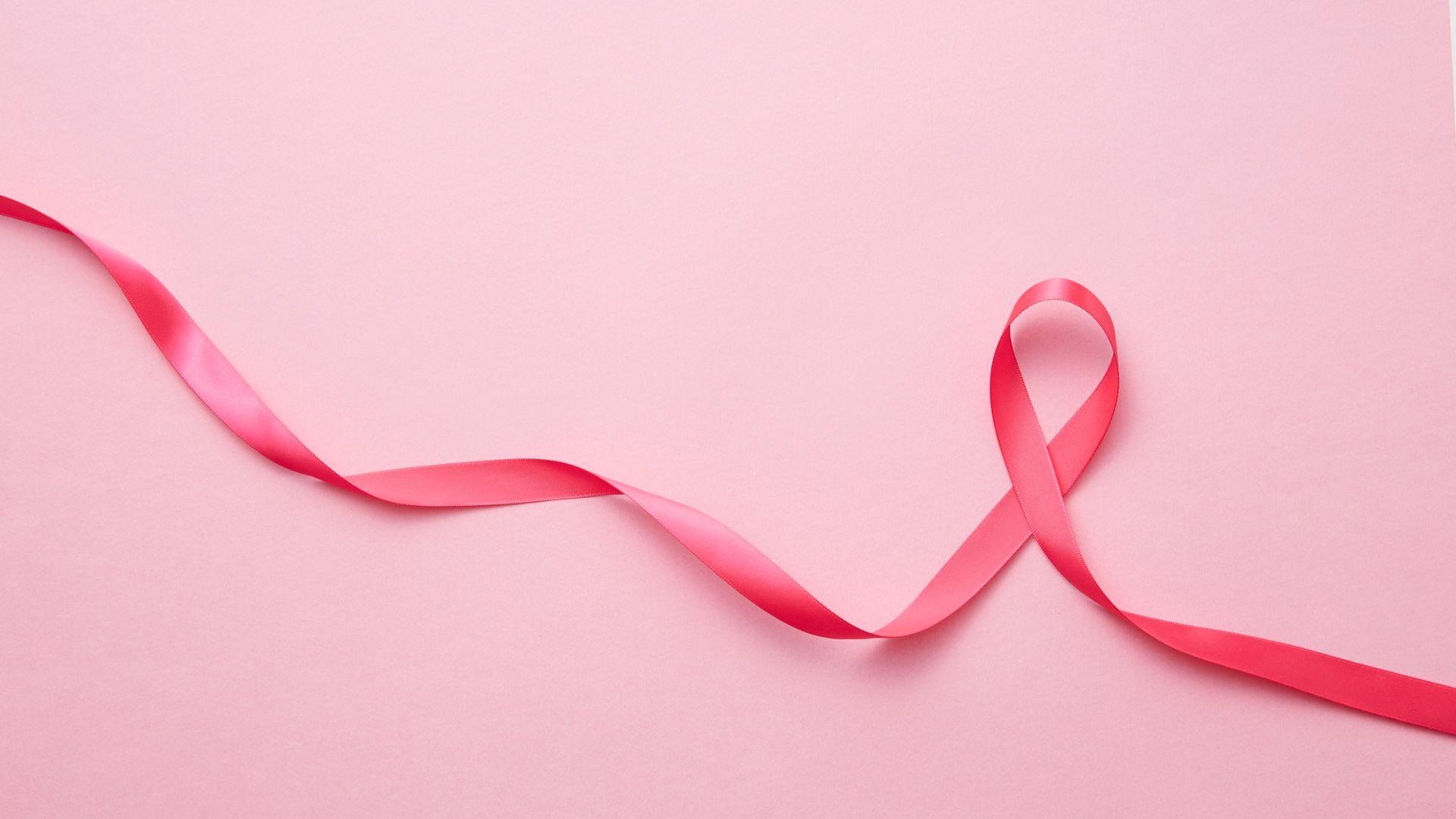 Outubro Rosa: Do laço rosa à força da lei – Conheça seus direitos no Estatuto da Pessoa com Câncer